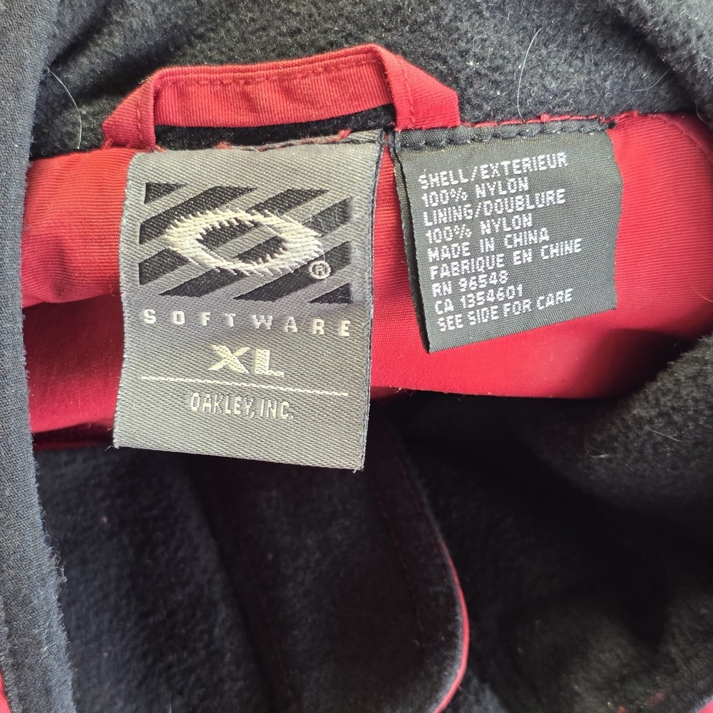 Oakley Jacket Men's XL Vintage Software Burgundy Waterproof Windbreaker Ski Y2K - Picture 12 of 16